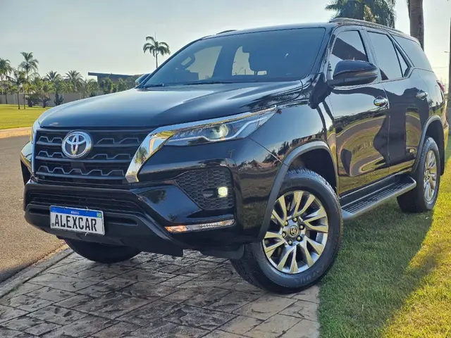 Carro Toyota SW4 2021 SRV 2.7 7L 4x2 (Aut) (Flex)