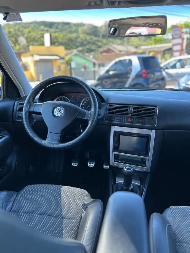 Carro Volkswagen Golf 2010 Sportline 1.6 (Flex)