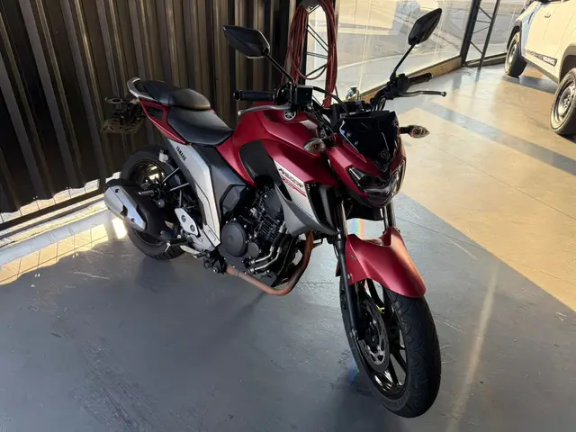 Moto Yamaha YS 250 Fazer 2019 ABS