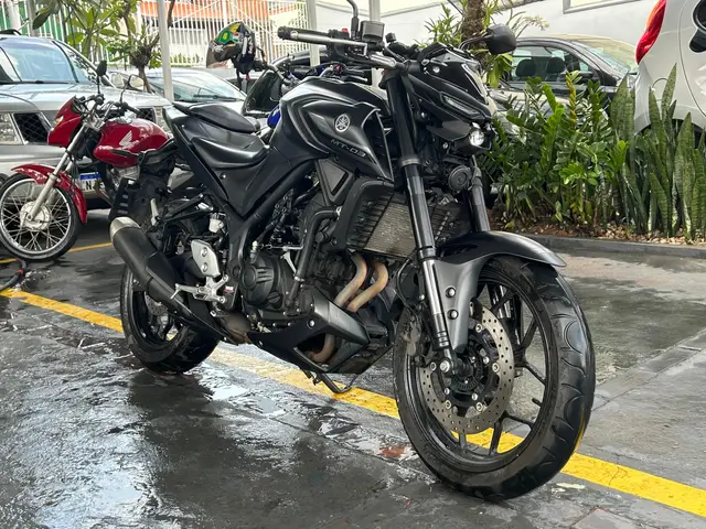 Moto Yamaha MT-03 2023 ABS