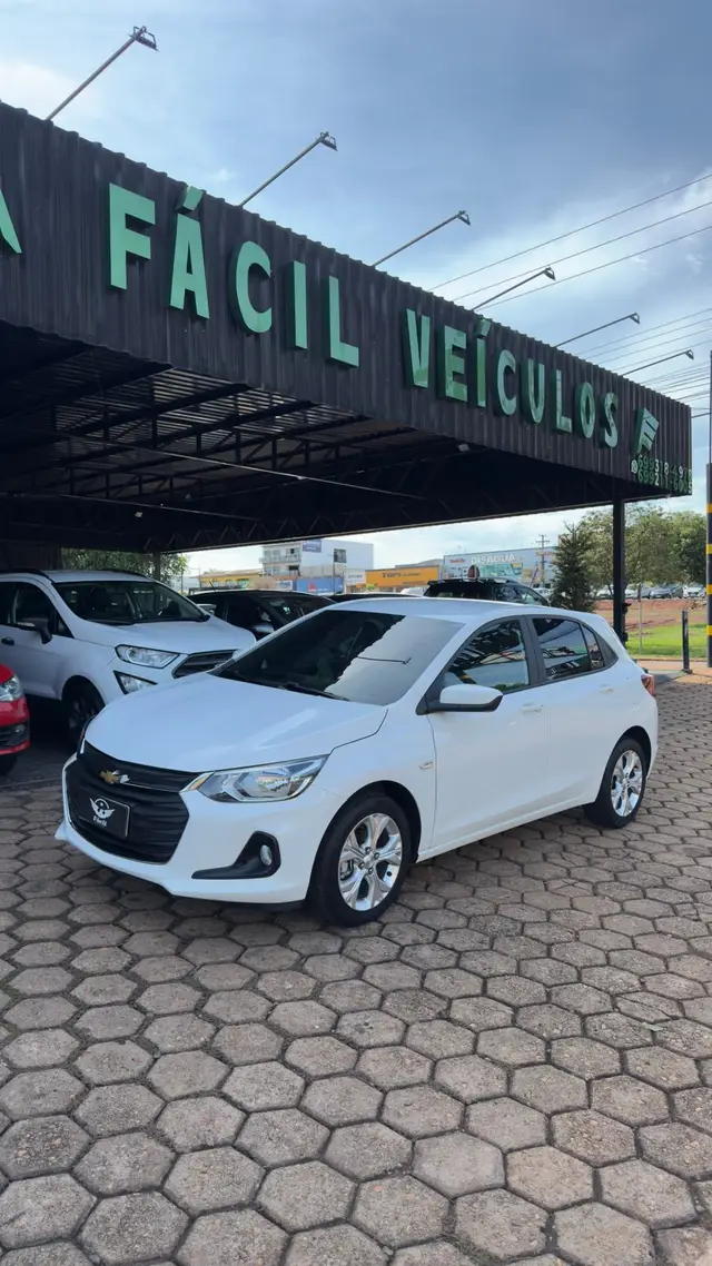 Carro Chevrolet Onix 2025 LTZ 1.0 Turbo (Aut.)