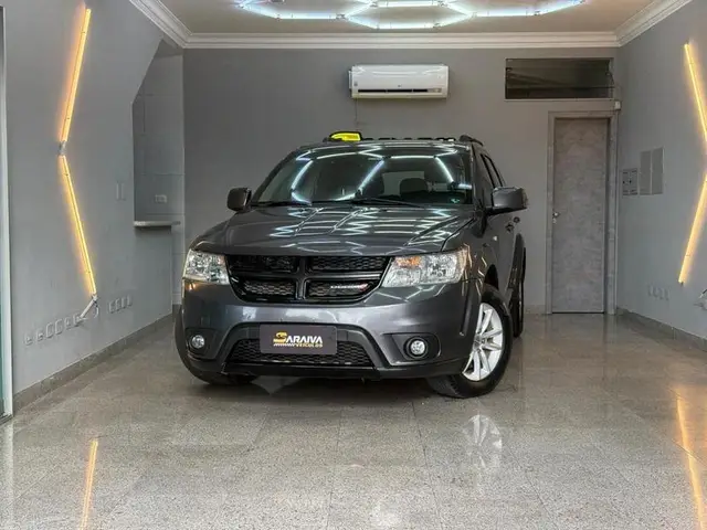 Carro Dodge Journey 2015 SXT 3.6 V6