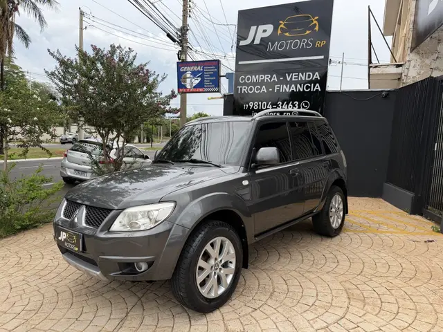 Carro Mitsubishi Pajero TR4 2012 2.0 16V 4x2 (Flex) (Aut)