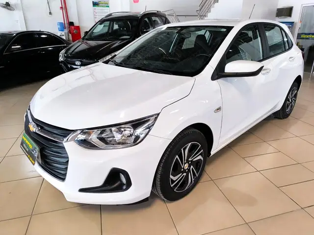 Carro Chevrolet Onix 2025 LT 1.0