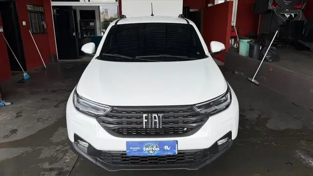 Carro Fiat Strada 2025 Freedom 1.3 CS Plus (Flex)