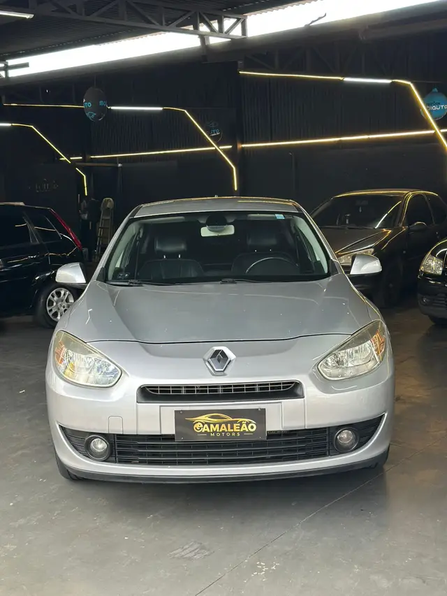 Carro Renault Fluence 2011 2.0 16V Dynamique (Flex)