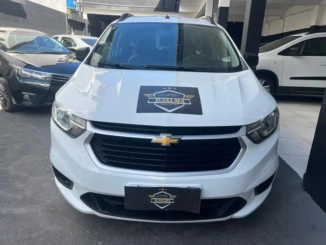 Carro Chevrolet Spin 2023 LS 1.8 (Aut.)