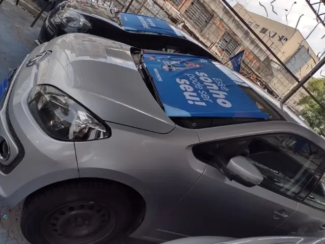 Carro Volkswagen Up! 2015 1.0 12v E-Flex move up! 2p