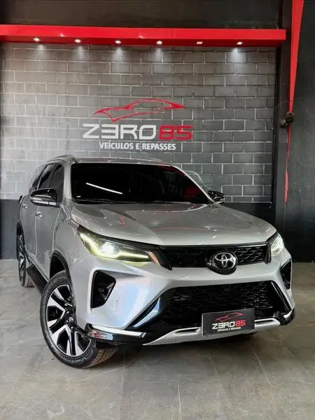 Carro Toyota SW4 2018 2.8 TDI SRX 7L 4x4 (Aut)