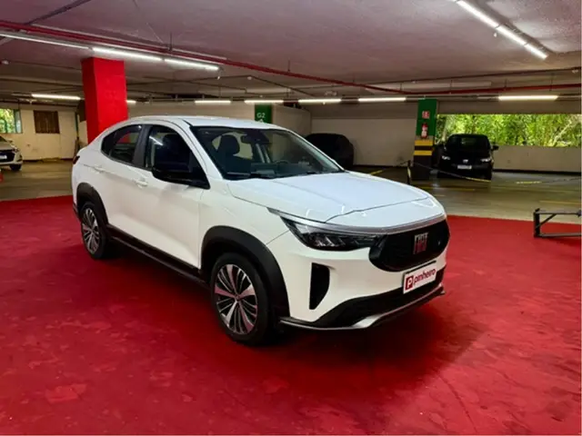 Carro Fiat Fastback 2024 Audace