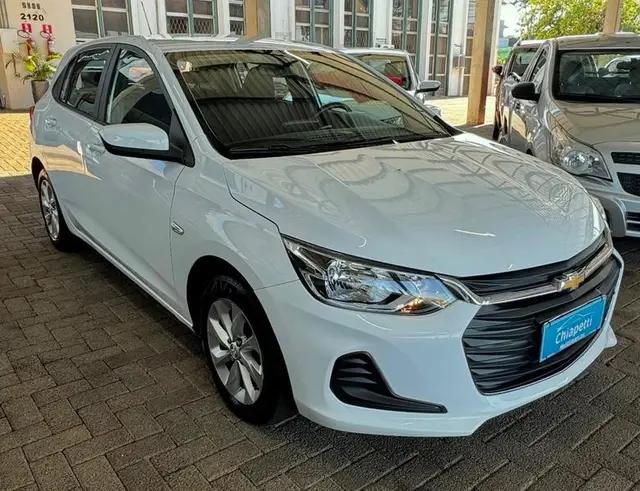 Carro Chevrolet Onix 2023 LT 1.0 Turbo (Aut.)