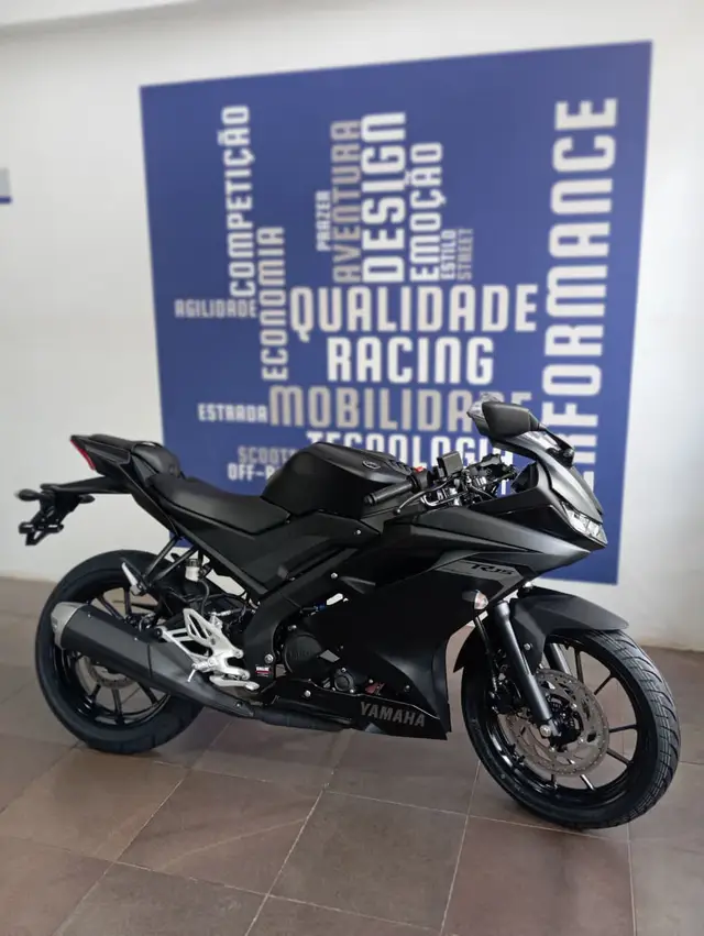Moto Yamaha YZF R15 2025 ABS