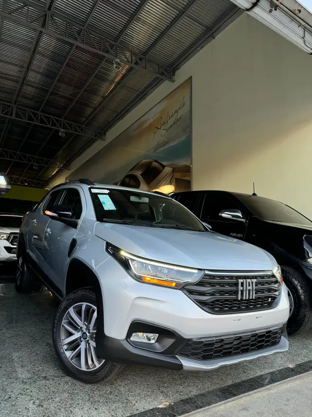 Carro Fiat Strada 2026 Volcano CD 1.3 AT