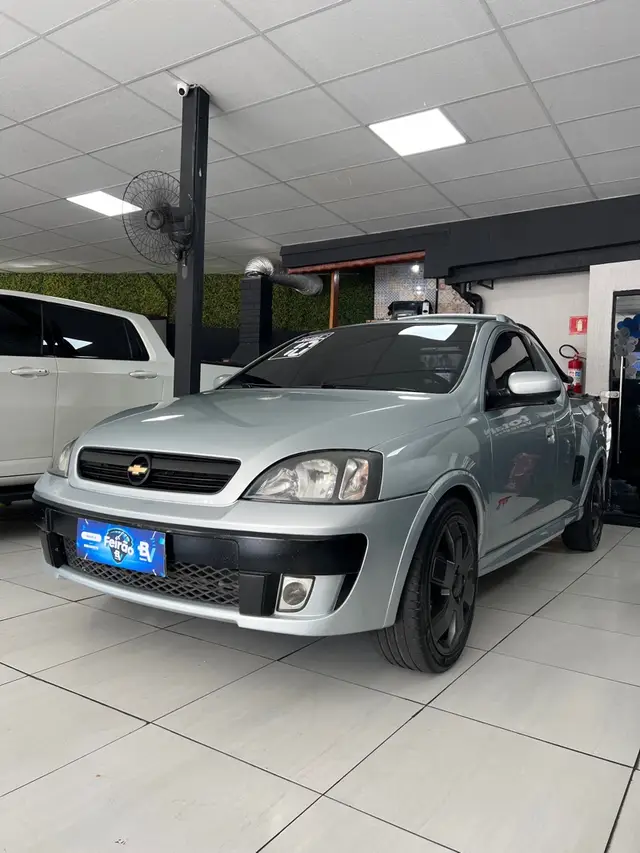 Carro Chevrolet Montana 2010 Sport 1.8 (Flex)