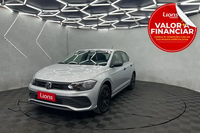 Carro Volkswagen Polo 2025 Track 1.0 Flex 12V 5p