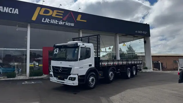 Caminhão Mercedes-Benz Atego 2013 2429 6x2 2p