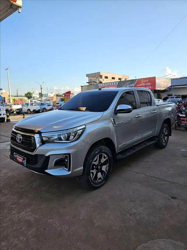 Carro Toyota Hilux Cabine Dupla 2019 Hilux 2.8 TDI SRX CD 4x4 (Aut)