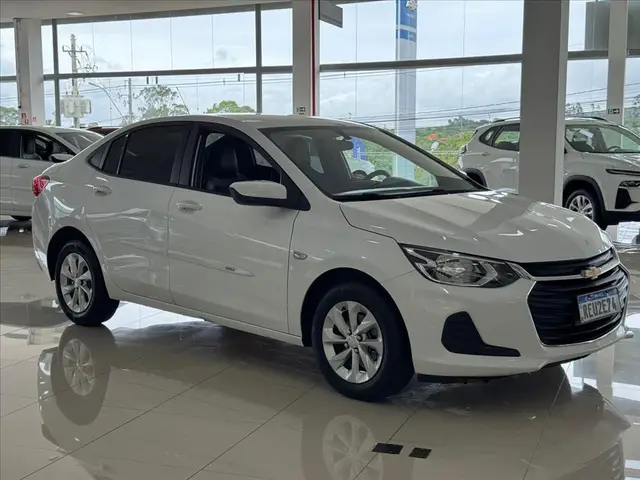 Carro Chevrolet Onix Plus 2022 1.0 LT Turbo (Flex)
