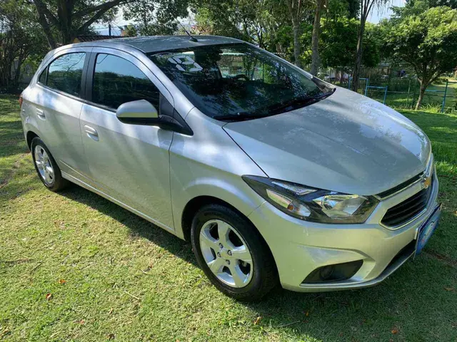 Carro Chevrolet Onix 2019 1.4 LT SPE/4 (Aut)