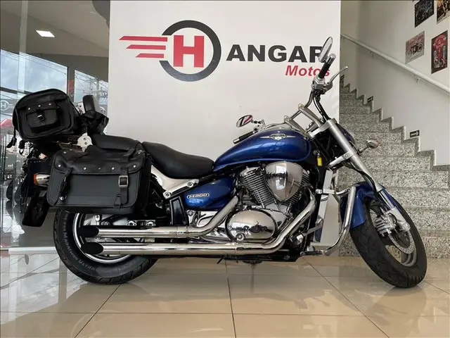 Moto Suzuki Boulevard 2012 M800