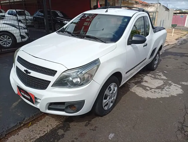 Carro Chevrolet Montana 2013 LS 1.4 (Flex)