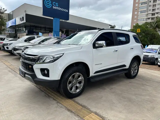 Carro Chevrolet Trailblazer 2024 Premier 2.8 Turbodiesel (Aut.)