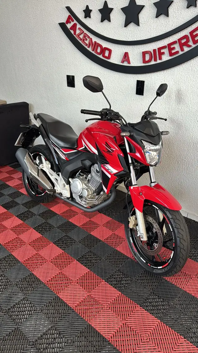 Moto Honda CB 250F Twister 2018 (ABS)