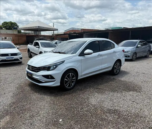 Carro Fiat Cronos 2024 Precision 1.3