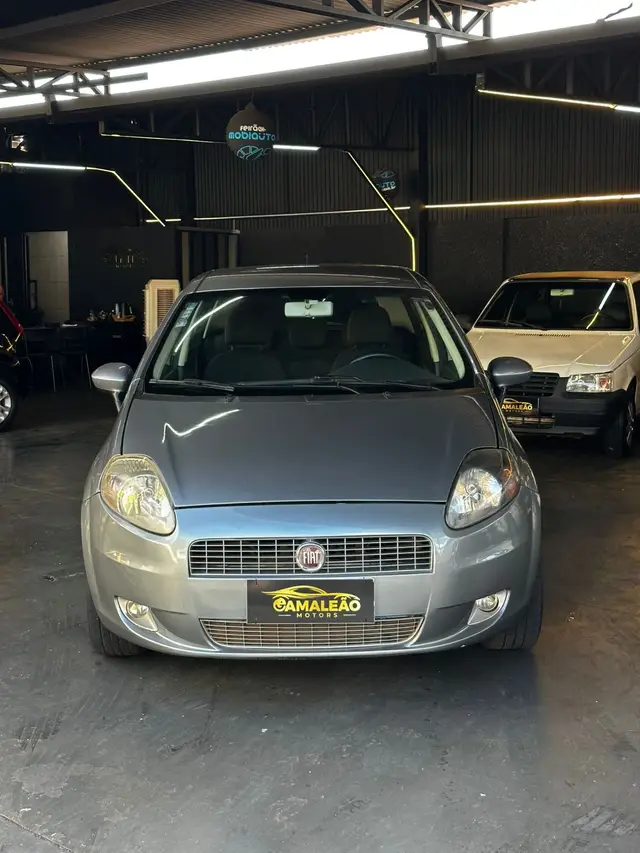 Carro Fiat Punto 2011 Essence 1.6 16V (Flex)
