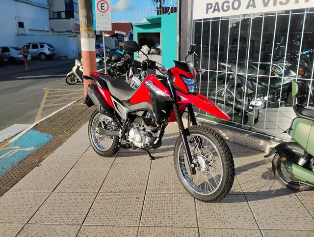 Moto Honda NXR 160 2025 Bros CBS