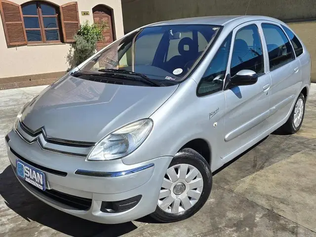Carro Citroën Xsara Picasso 2011 GLX 1.6 16V (flex)