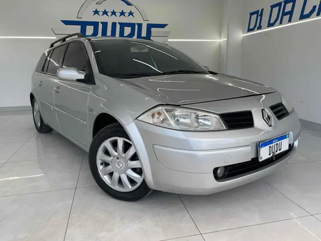 Carro Renault Megane Grand Tour 2012 Mégane Grand Tour Dynamique 1.6 16V (flex)