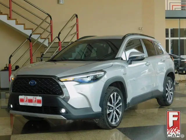 Carro Toyota Corolla Cross 2024 XRV Hybrid 1.8