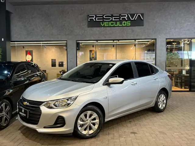 Carro Chevrolet Onix Plus 2023 LT 1.0 Turbo (Aut.)