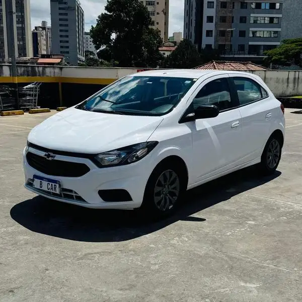 Carro Chevrolet Onix 2021 1.0 (Flex)