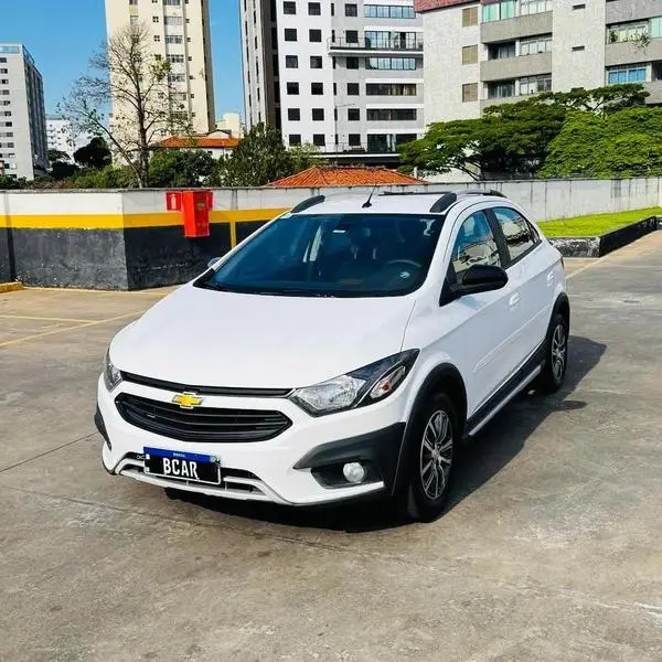 Carro Chevrolet Onix 2018 1.4 Activ SPE/4