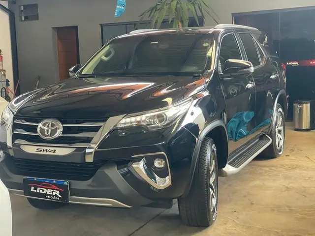 Carro Toyota Hilux Cabine Dupla 2020 Hilux 2.7 SR CD 4x2 (Flex)