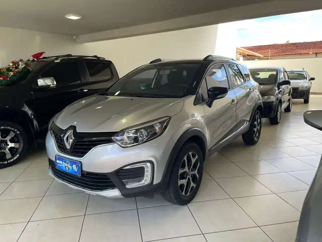 Carro Renault Captur 2019 Life 1.6 16v SCe CVT (Flex)