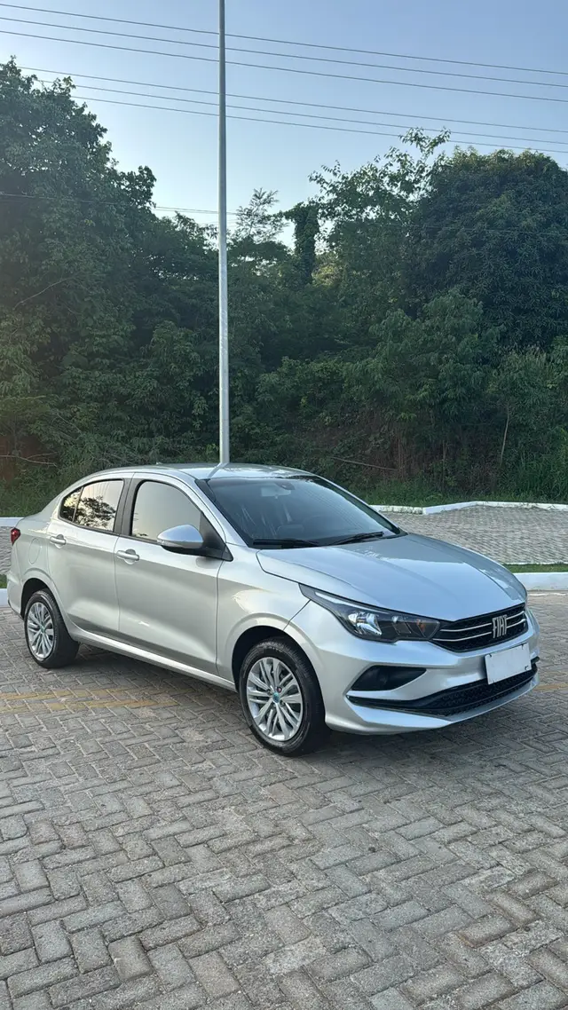 Carro Fiat Cronos 2024 Drive 1.3