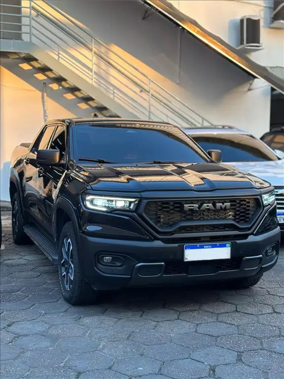 Carro Ram Rampage 2025 Rebel 2.2 Turbodiesel