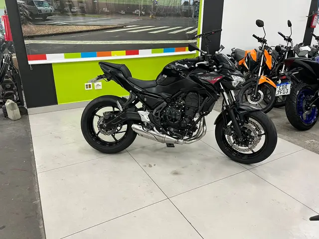 Moto Kawasaki Z 650 2021 (ABS)