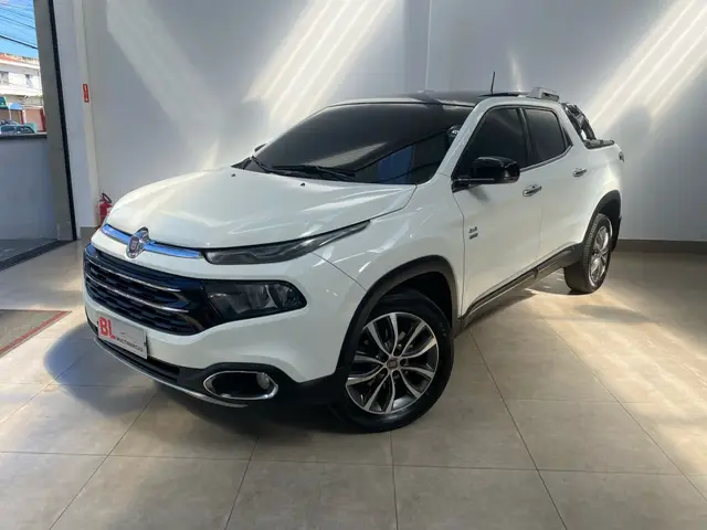 Carro Fiat Toro 2019 Volcano 2.0 diesel AT9 4x4