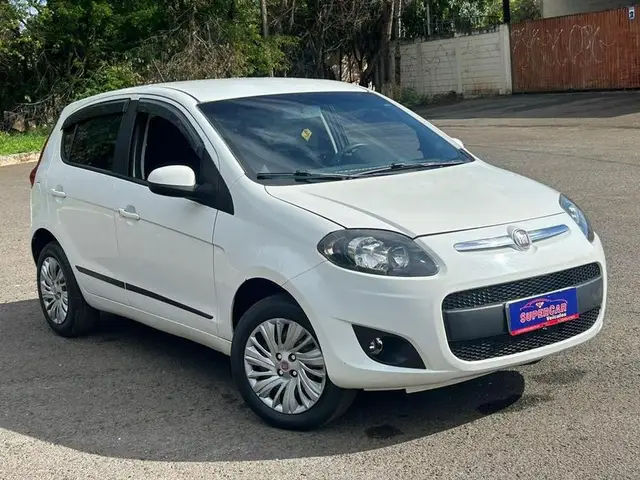 Carro Fiat Palio 2013 Attractive 1.0 Evo (Flex)