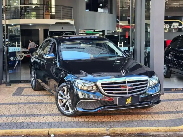 Carro Mercedes-Benz E 300 2020 Exclusive 2.0 Turbo Gasolina (Aut)