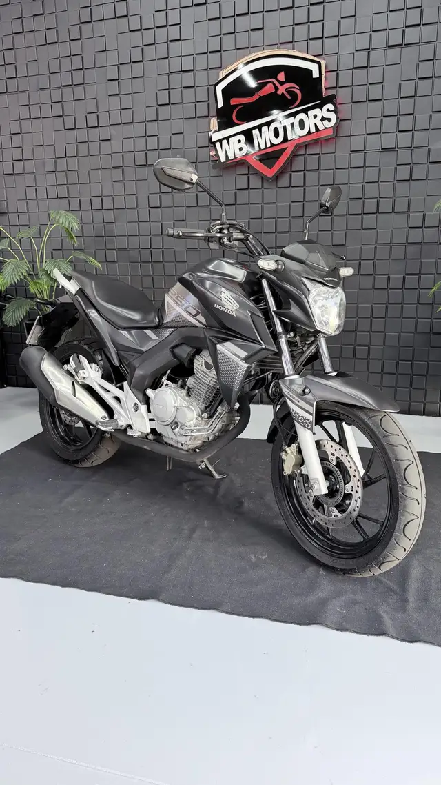 Moto Honda CB 250F Twister 2022 (CBS)