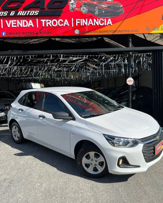 Carro Chevrolet Onix 2024 1.0