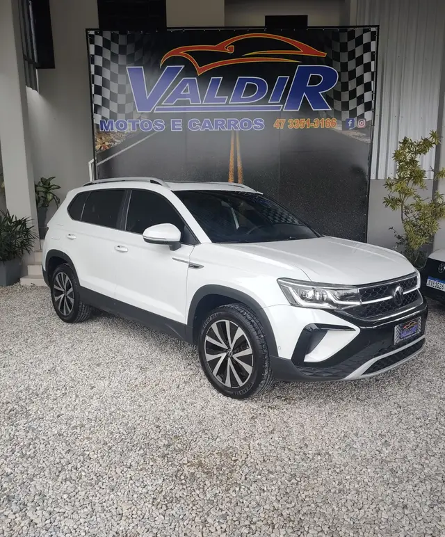 Carro Volkswagen Taos 2023 Highline 1.4 TSI