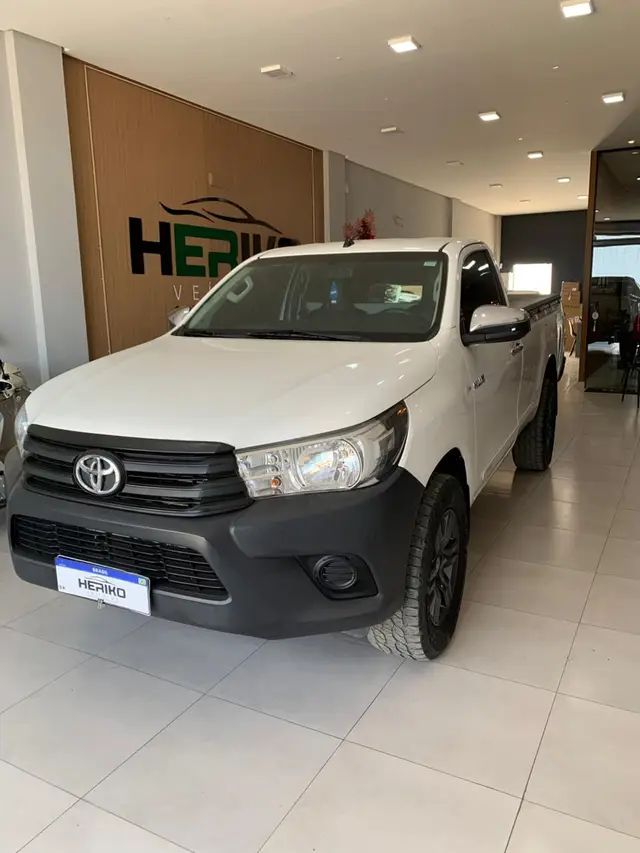 Carro Toyota Hilux Cabine Simples 2019 Hilux 2.8 TDI CS 4x4