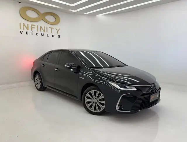 Carro Toyota Corolla 2023 Altis Hybrid 1.8 Flex