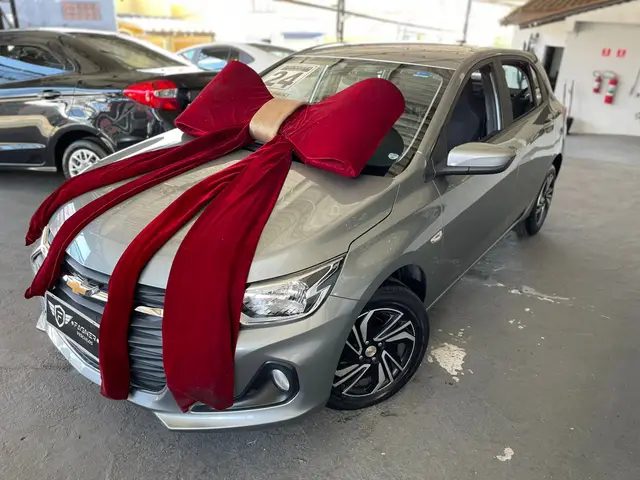 Carro Chevrolet Onix 2024 LT 1.0